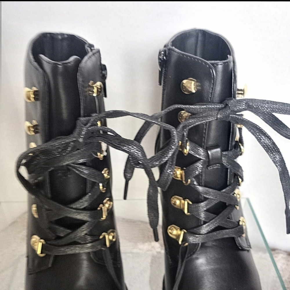 Express Shoes Laced-up Lug High Heel Black Boots   Women Size 8 - Picture 7 of 12